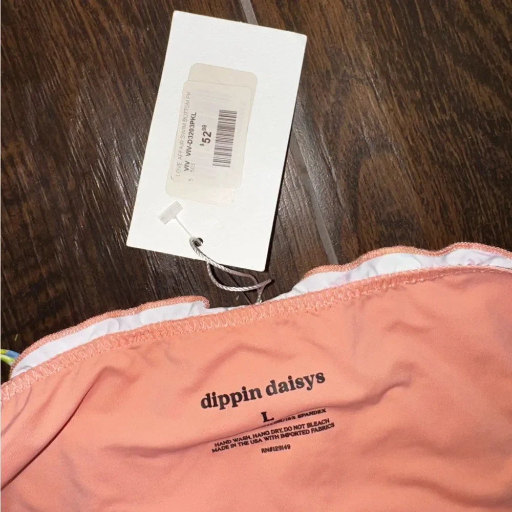 Dippin Daisys make splash